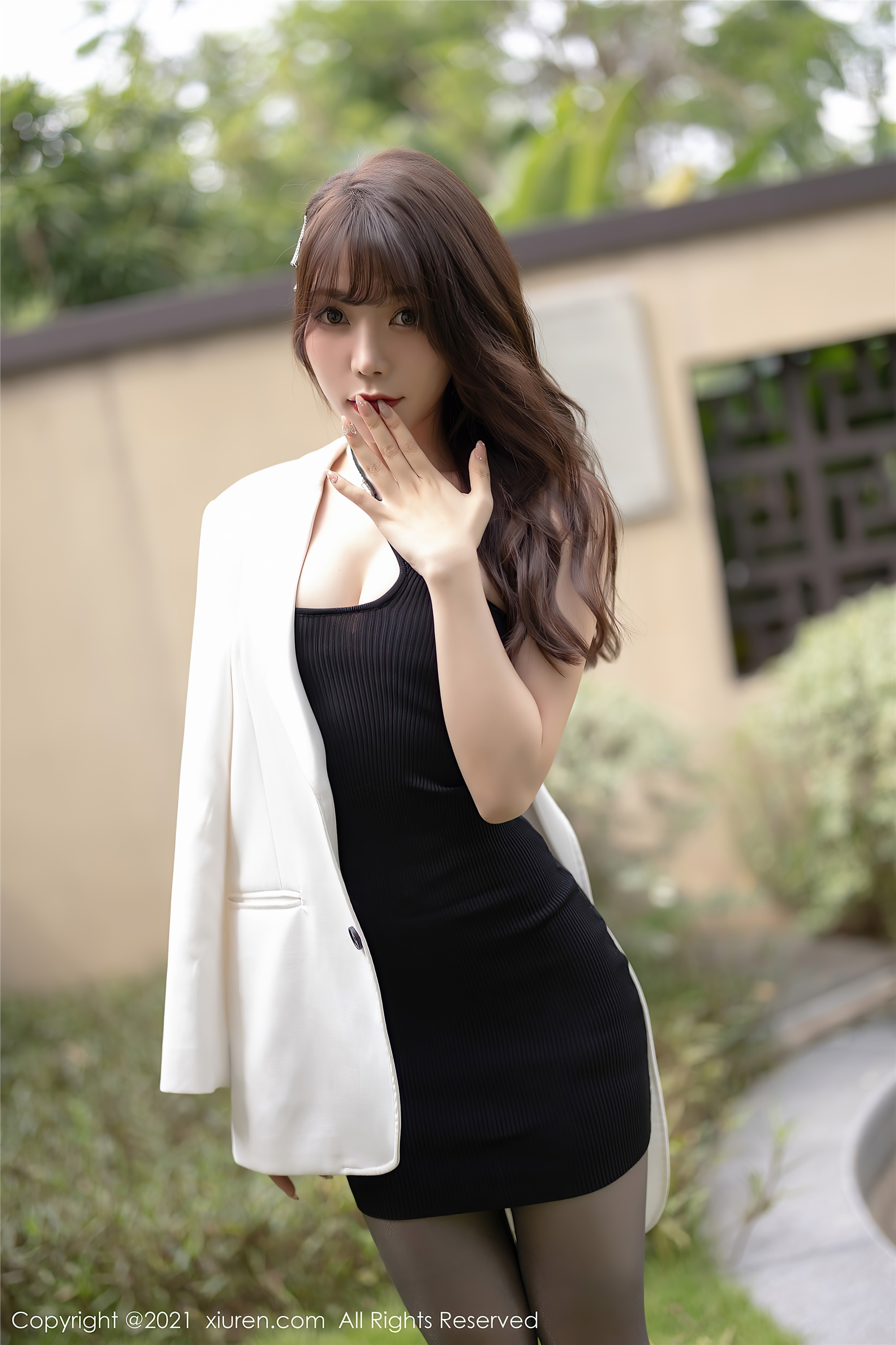 XIUREN秀人网 2021.08.05 No.3763 芝芝Booty